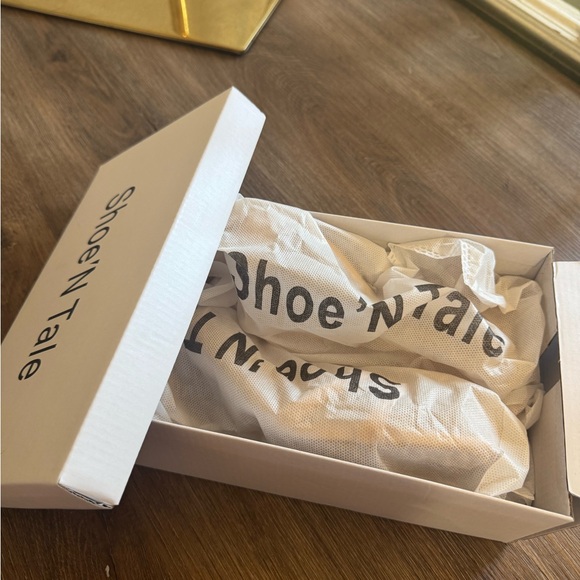 ShoeNTale Cream Block Heel Sandals - Picture 3 of 7